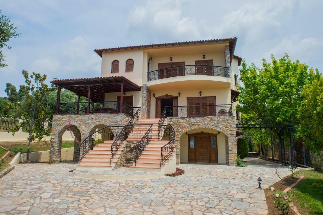 Villa Anna Nea Skioni Exterior photo